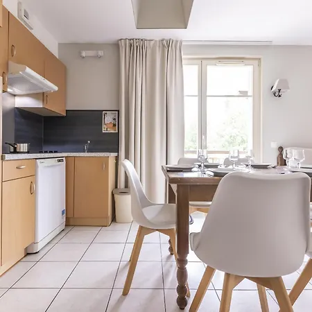 Résidence Odalys Le Domaine Des Rois Apartahotel 3*