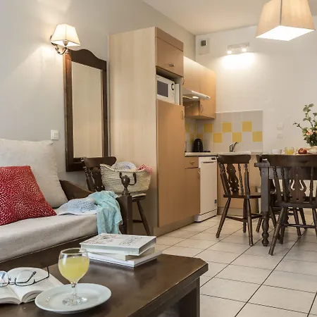 Résidence Odalys Le Domaine Des Rois Apartahotel