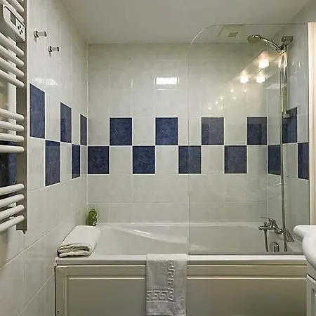 Odalys Le Domaine Des Rois Apart Otel Bergheim
