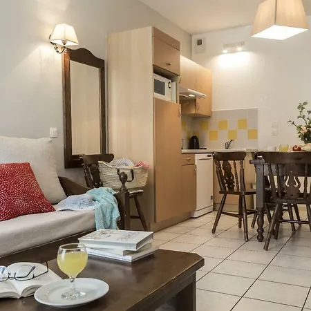 Odalys Le Domaine Des Rois 3*